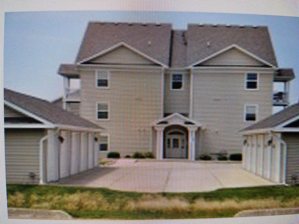 2nd image of 1337 Walton Dr Unit 101