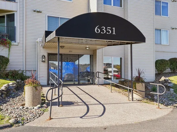 6351 Saint Croix Trl N APT 240, Oak Park Heights, MN 55082