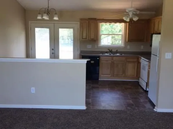 1724 Butterfly Ct, Whitesburg, TN 37891
