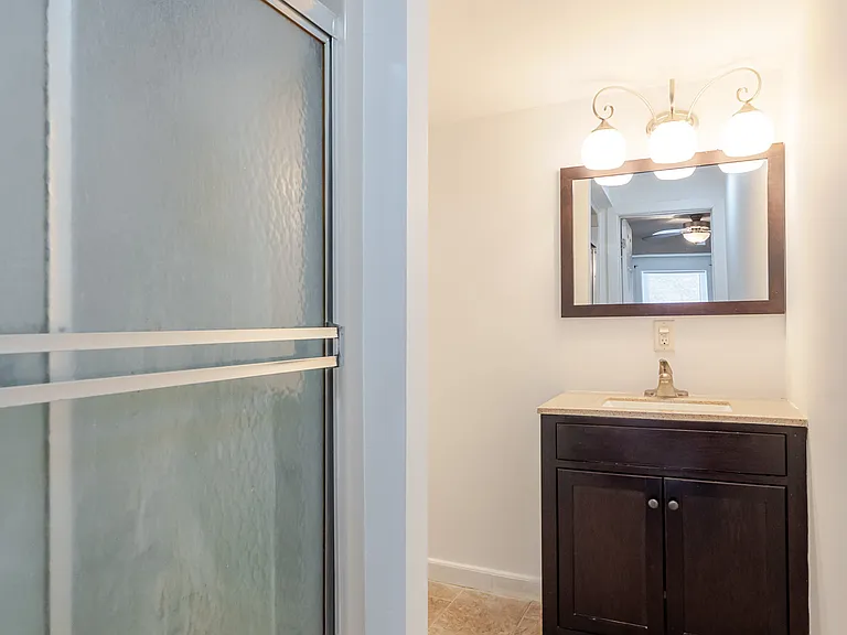 361 Locust St #3 — Photo 8