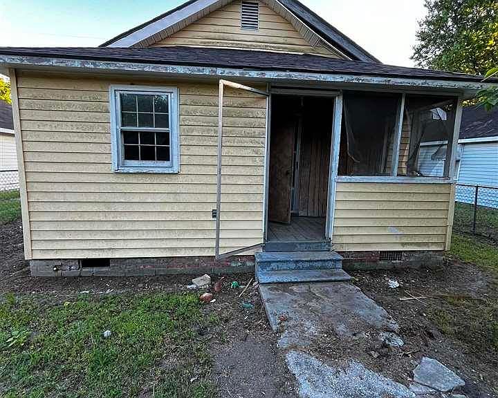 Listing photo 4
