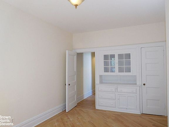 5th image of 486 4th St APT 3L