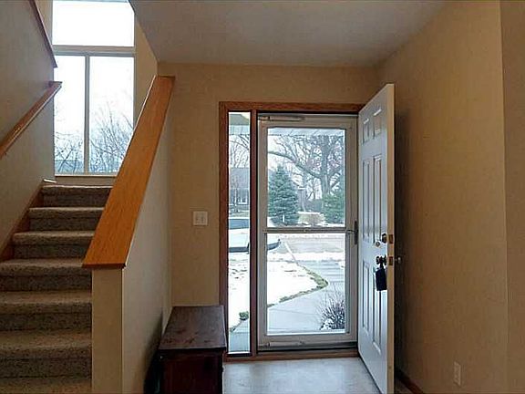 2nd image of 937 Scott Park Dr