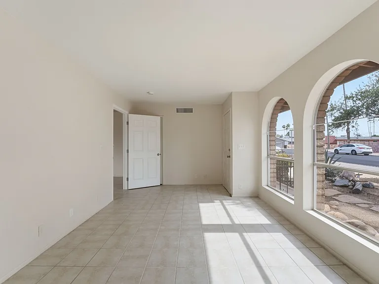 1107 N July Cir — Photo 12