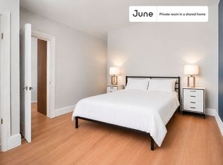 186 Kelton St #E, Allston, MA 02134