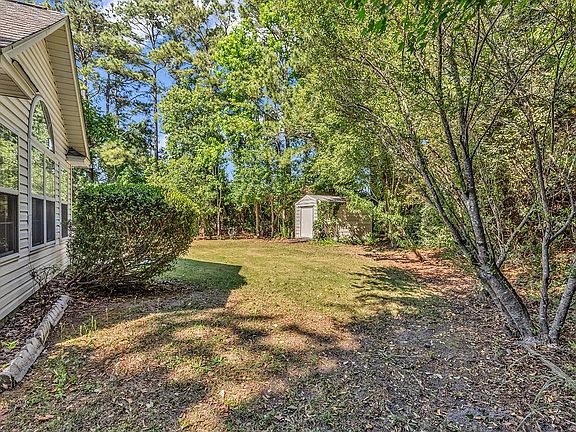 3rd image of 4001 Grousewood Dr.