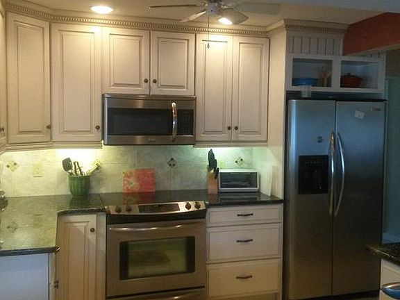 4th image of 1808 Southwood Ln