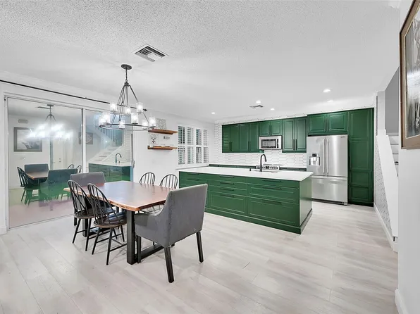 5022 Ibis Place, Coconut Creek, FL 33073