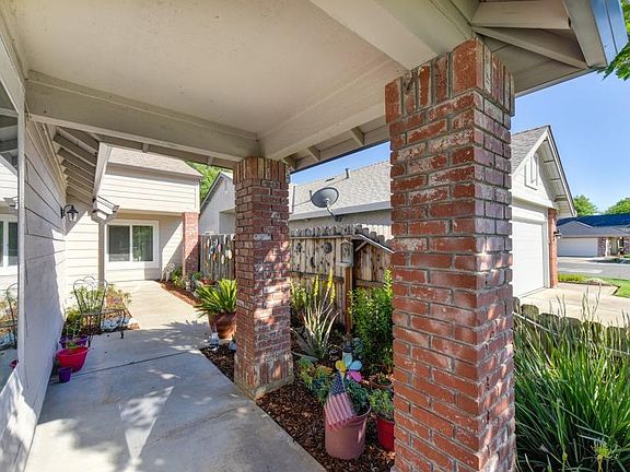 3rd image of 8117 Montevina Dr