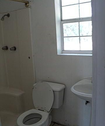5th image of 1312 Cuero Dr