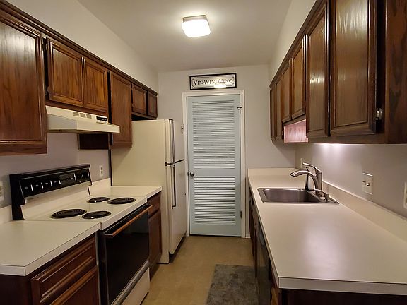 5th image of 2138 Hidden Meadows Dr Unit D