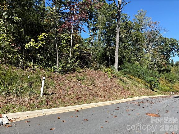 4th image of 407 Fox Rd #72