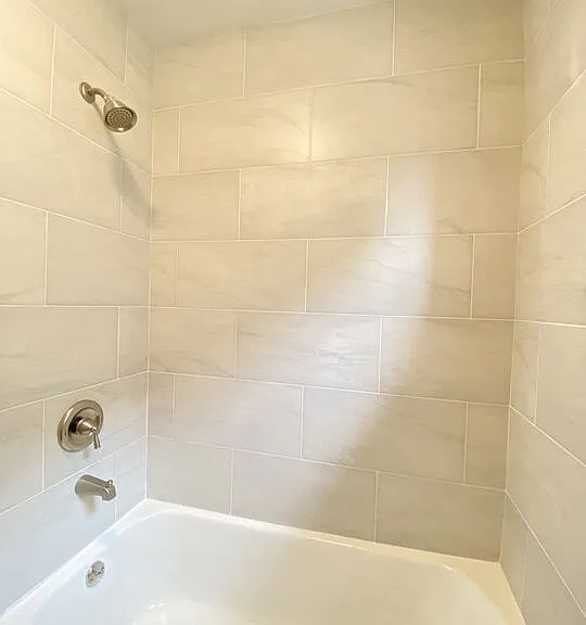 2620 S Barrington Ave — Photo 13