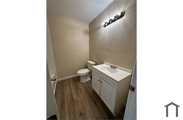 Building Photo - 417 Jefferson St #2