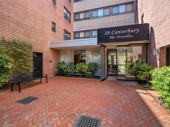20 Canterbury Road #2B, Great Neck, NY 11021