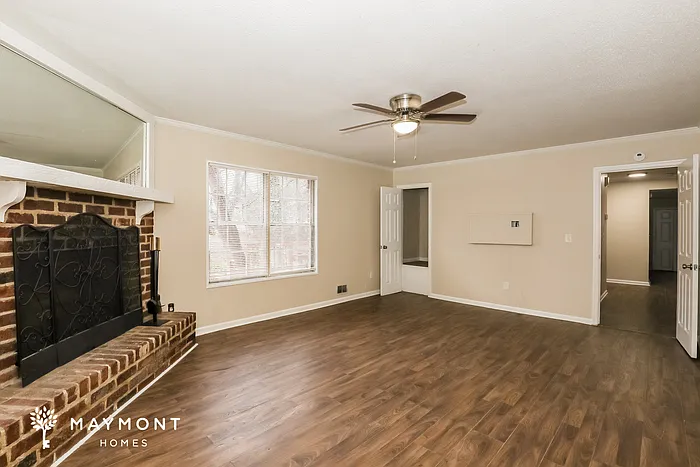 1684 Regency Pl — Photo 5