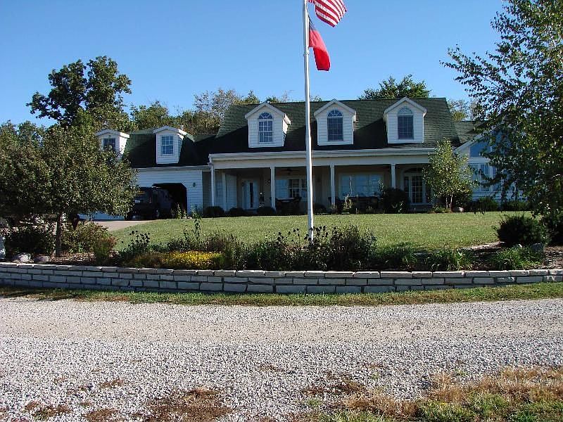 1st image of 12007 Laurel Ln