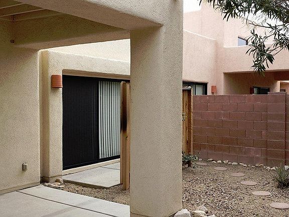3rd image of 8427 N Hanks Pl