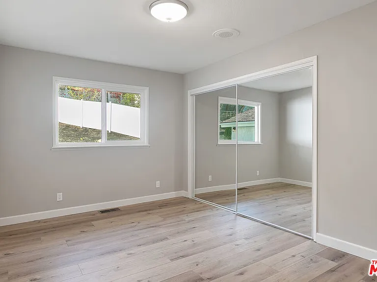 23937 Jensen Dr — Photo 15