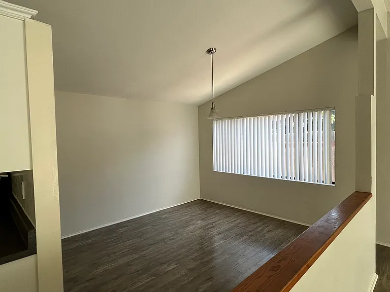 2725 Mobley St — Photo 12