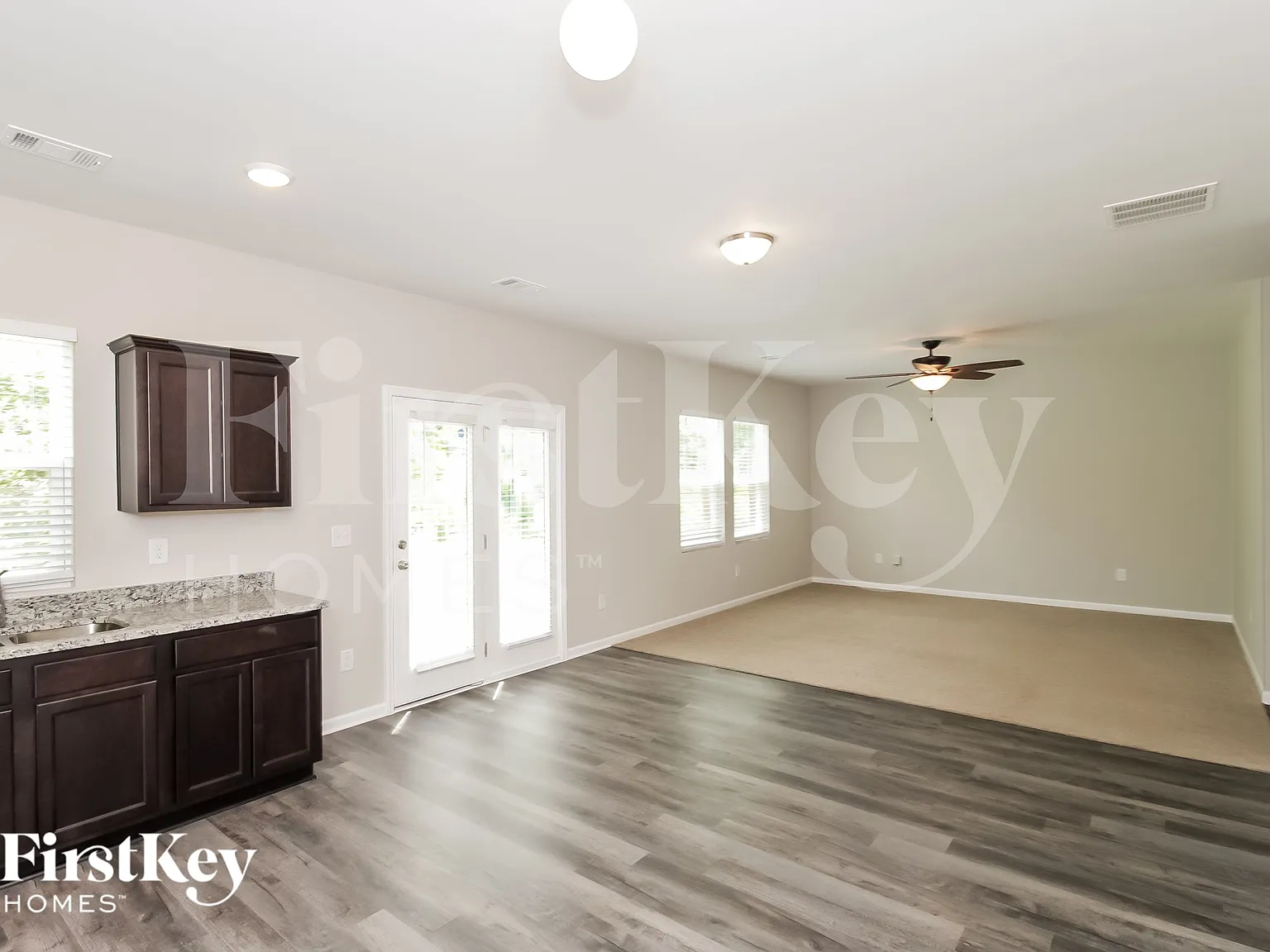 4 bed, 2.5 bath, 1986 sqft, $2,325 — Photo 4