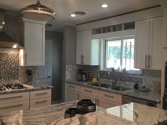 granite! gas stove
