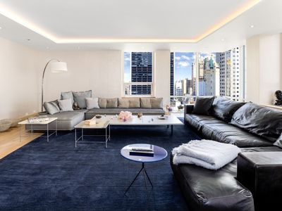 15 W 53rd St #23A, New York, NY, 10019