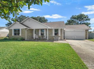 1912 Candlewood Dr, Navarre, FL 32566
