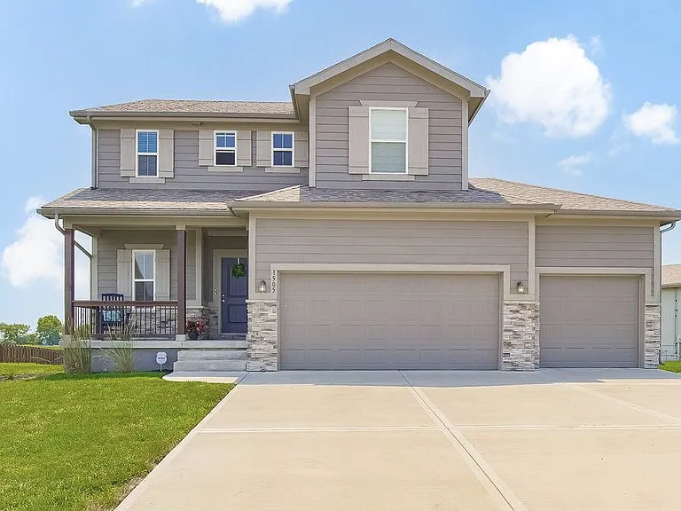 1505 Shane Ln — Photo 2