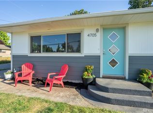 4705 Alderson Rd, Blaine, WA 98230