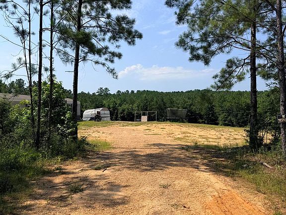 2nd image of 115 Calhoun Rd