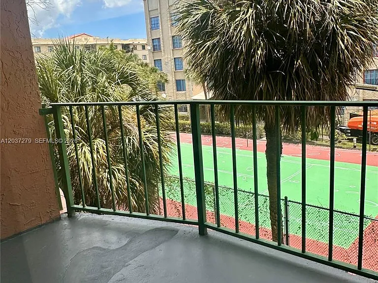 9360 Fontainebleau Blvd #309 — Photo 10
