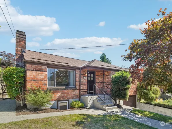 6726 10th Avenue NW, Seattle, WA 98117