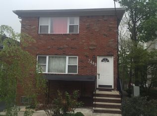 2443 3rd St APT 3, Fort Lee, NJ 07024