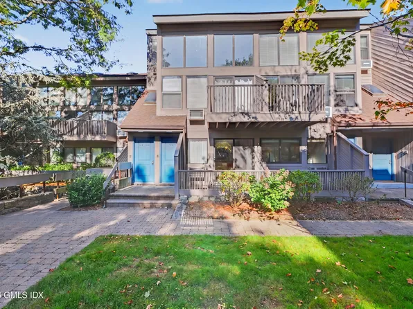 1465 E Putnam Ave APT 510, Old Greenwich, CT 06870