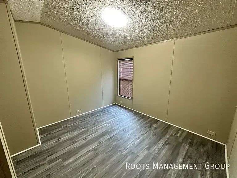 101 Stoney Creek Dr #15 — Photo 21