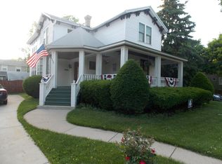 526 Bonnie Brae Pl, River Forest, IL 60305