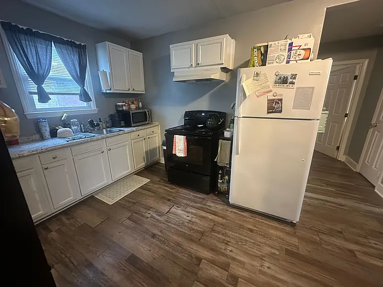 618 Harnett St #A — Photo 11