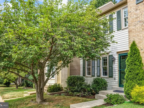 11964 Sentinel Point Ct, Reston, VA 20191