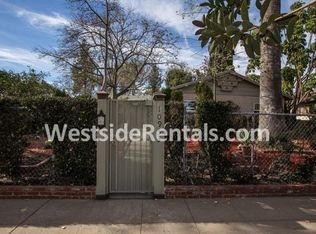 10933 Woodley Ave, Granada Hills, CA 91344