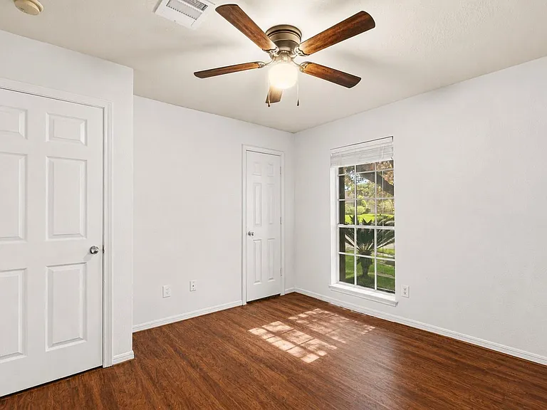 13515 Gospel Way — Photo 23