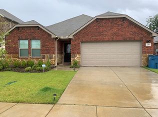 2105 Clarion Dr, Forney, TX 75126