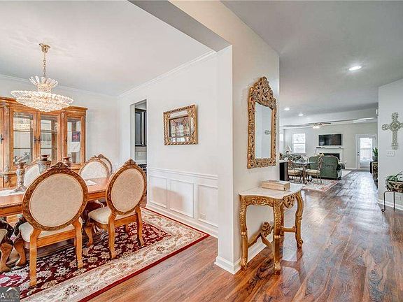 3rd image of 2639 Ogden Trl