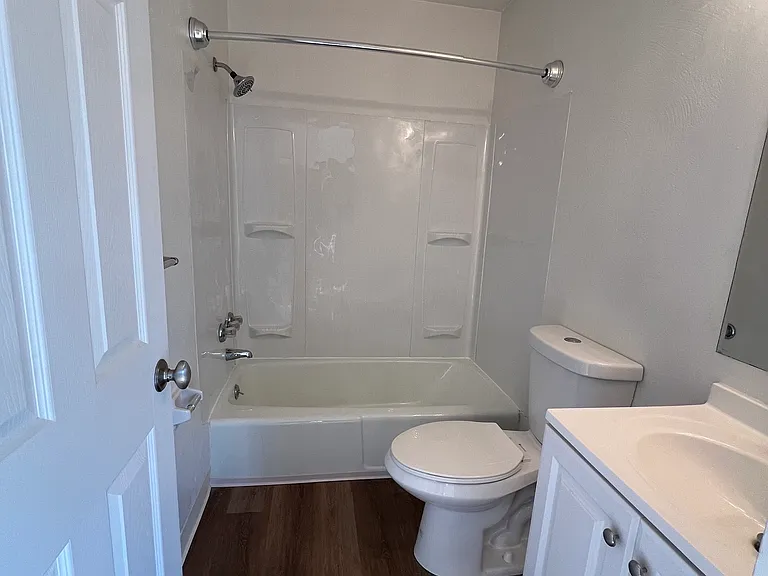 145 Oakland Ave #8 — Photo 16
