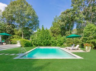 15 Maylen Dr, Southampton, NY 11968