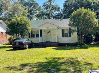 902 Cheraw Dr, Florence, SC 29501
