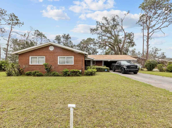 105 Clifford Ln, Perry, FL 32348