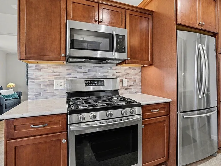 2514 Edison Rd — Photo 8
