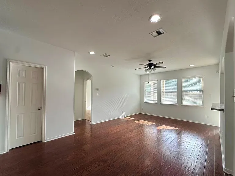 2814 Ridgeglen Ln — Photo 10
