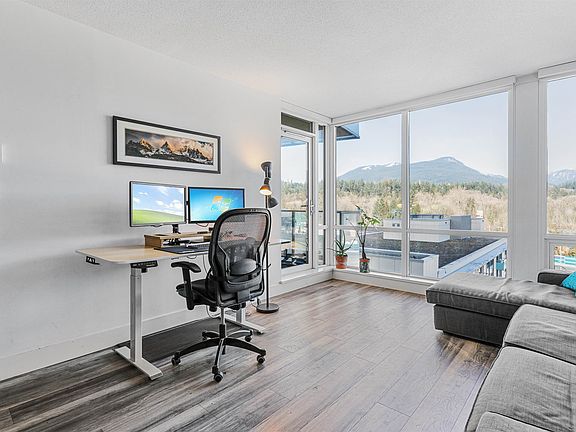 5th image of 1550 Fern St #901